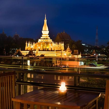 Thatluangview Hotel Vientiane Exterior photo